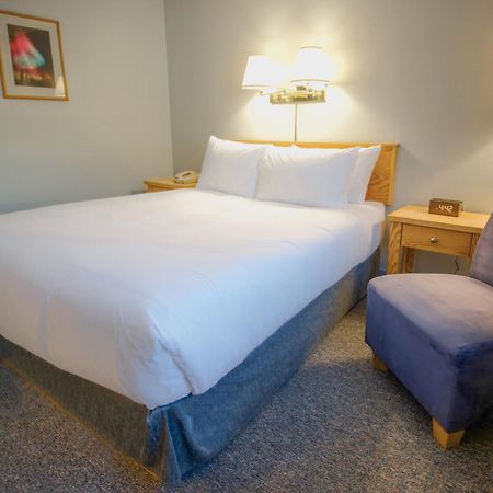 Eldorado, A Coast Hotel Dawson Ngoại thất bức ảnh